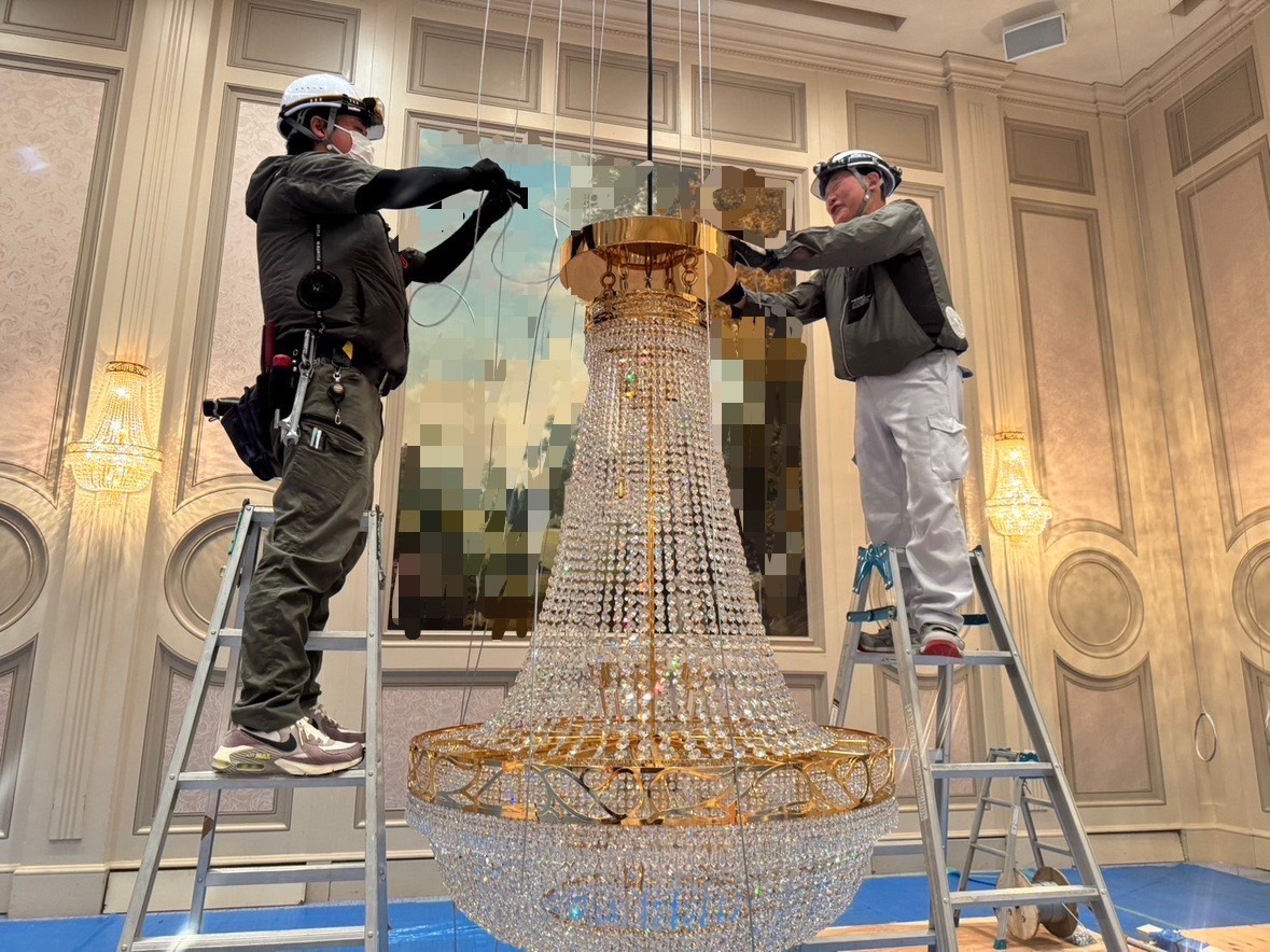 舞台美術照明の裏側の画像